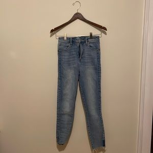 Abercrombie & Fitch High Rise Super Skinny Ankle 26